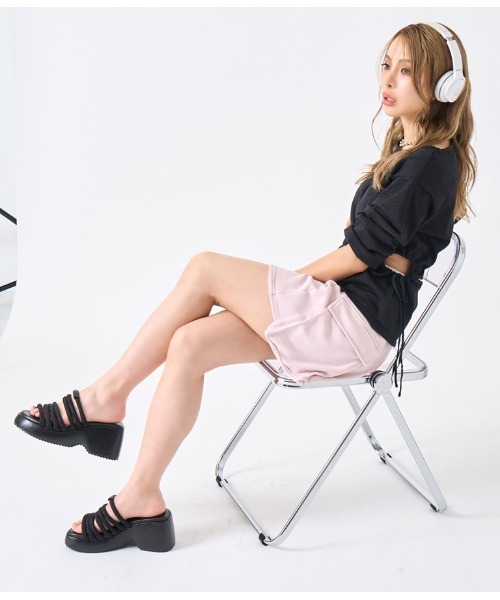 LATINA（ラティーナ）の「ウエスト開き ラメ ニットソー クルーネック 長袖（Tシャツ/カットソー・レディース・ブラック・FREE）」の19枚目の写真