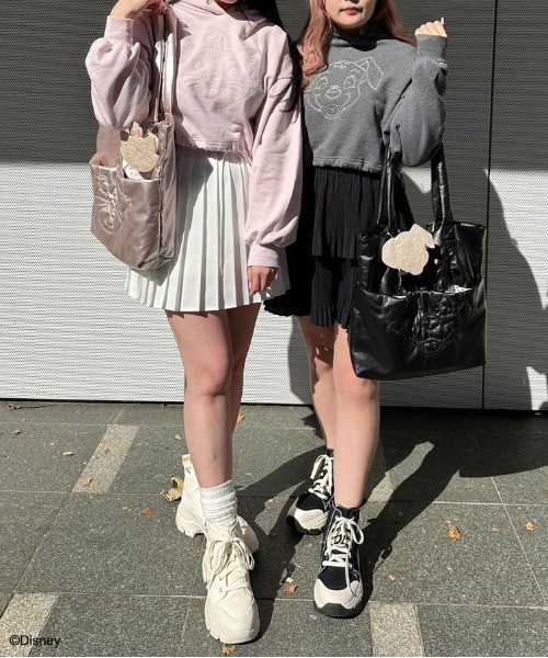 Disney(ディズニー)の「Disneyショートパーカー 1041180100(パーカー・レディース・オフホワイト/チャコールグレー/オートミール/ピンク・FREE)」の20枚目の写真