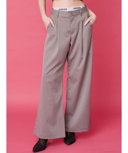 EVRIS(エヴリス)の「ロゴラインタックワイドパンツ【セットアップ着用可能】(その他パンツ・レディース・ブラック/グレー・MEDIUM/SMALL)」の1枚目の写真