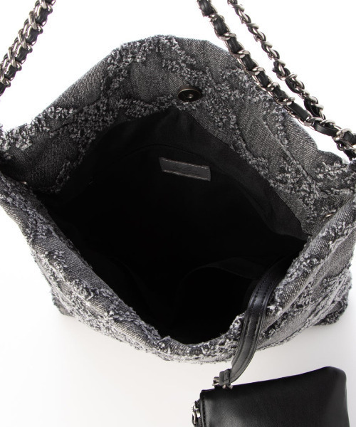 cache cache(カシュ カシュ)の「カシュカシュ cachecache / デニム風チェーンバッグ(ショルダーバッグ・レディース・ライトブルー/ブラック/グレー/ブルー・FREE)」の14枚目の写真