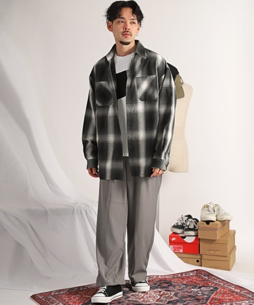 LUXSTYLE(ラグスタイル)の「オンブレチェック柄長袖シャツ(シャツ/ブラウス・メンズ・ブラック/ブラウン/ホワイト・M/L/XL)」の5枚目の写真