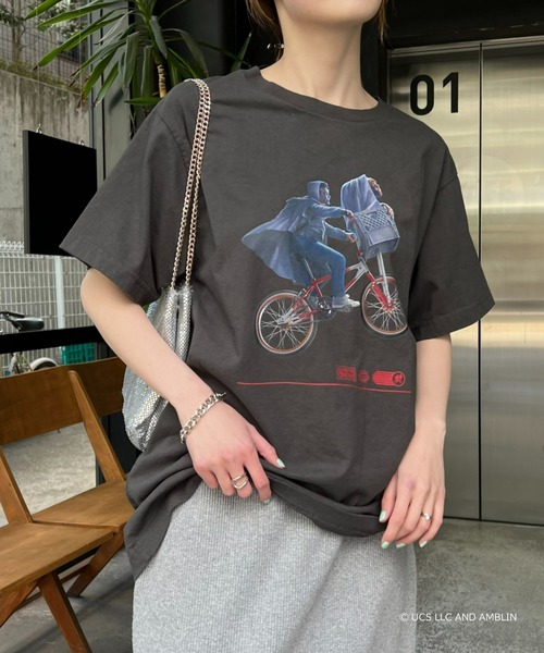 UCS（ユーシーエス）の「【UniversalｘTYPY】フォトTee（Tシャツ/カットソー・レディース・ブラック/ホワイト/ホワイト系その他/ブラック系その他/ホワイト系その他2/ホワイト系その他3/ブラック系その他2/ブラック系その他3・ONE SIZE）」の18枚目の写真