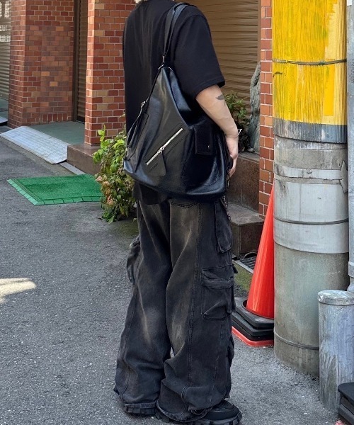 Chikashitsu +（チカシツプラス）の「【Chikashitsu +】graphic t-shirt 3 / 【チカシツプラス】グラフィックプリント半袖Tシャツ（Tシャツ/カットソー・メンズ・ブラック/ホワイト・ONE SIZE）」の12枚目の写真