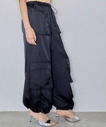 THINGS THAT MATTER | CREPE SATIN PARACHUTE PANTS / クレープサテンパラシュートパンツ(カーゴパンツ)