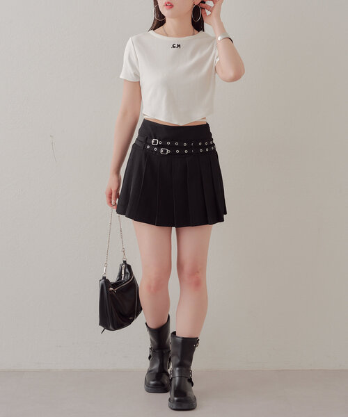 Chico(チコ)の「【2サイズ/6色展開/完売カラー再販開始】ロゴプリント三角チビT(Tシャツ/カットソー・レディース・ホワイト/イエロー/ブラック/ブルー/ベージュ/ブラウン/レッド・FREE/0/1)」の22枚目の写真