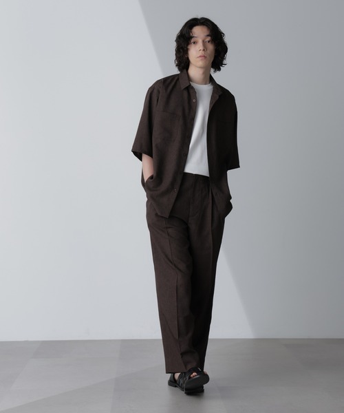 NANO universe(ナノユニバース)の「テックリネンリラックスタックテーパードパンツ(セットアップ可)(スラックス・メンズ・ブルー/ネイビー/ベージュ/ダークブラウン・S/M/L/XL)」の1枚目の写真