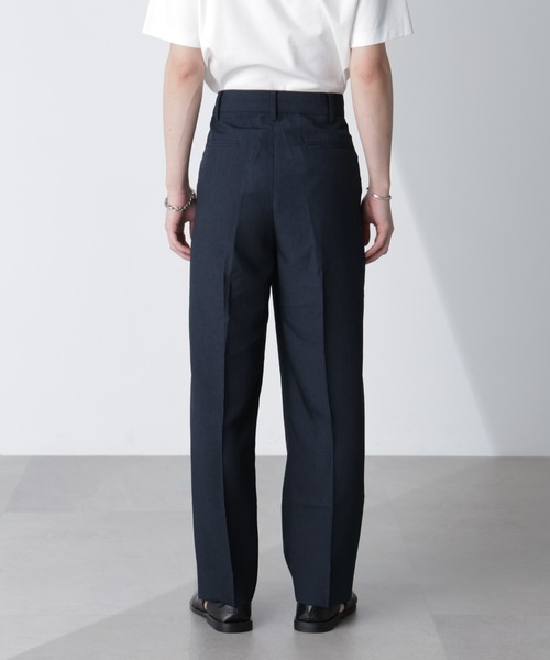 NANO universe(ナノユニバース)の「テックリネンリラックスタックテーパードパンツ(セットアップ可)(スラックス・メンズ・ブルー/ネイビー/ベージュ/ダークブラウン・S/M/L/XL)」の8枚目の写真