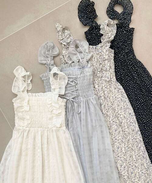 MAJESTIC LEGON（マジェスティックレゴン）の「フリルショルダーレースアップワンピ（ワンピース・レディース・アイボリー/グレー/ブルー系その他2/ブラック系その他/ブラック系その他2・SMALL/MEDIUM/X-SMALL）」の2枚目の写真