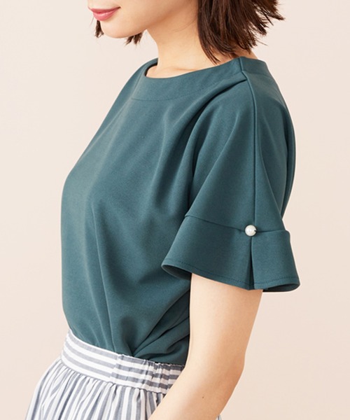 BELLUNA PLUS（ベルーナ）の「ジョーゼット素材袖パールブラウス（シャツ/ブラウス・レディース・ブルーグリーン/グレイッシュベージュ/ピンク/ネイビー・MEDIUM/LARGE/X-LARGE）」の3枚目の写真