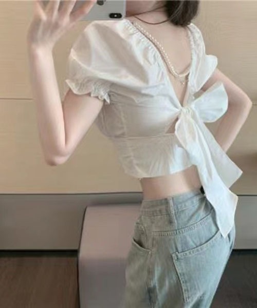 gossip!ロサンゼルス(ゴシップロサンゼルス)の「バックリボン パフスリーブショートTシャツ クロップドトップス(Tシャツ/カットソー・レディース・ホワイト/ピンク/サックスブルー・FREE)」の2枚目の写真
