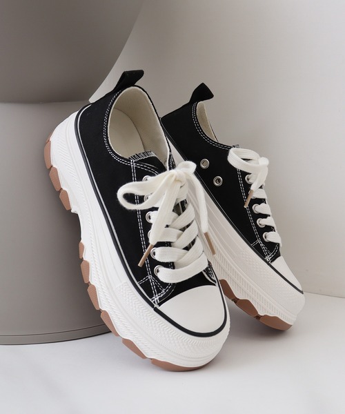 AAA+Feminine(サンエープラスフェミニン)の「AAA+F 厚底ウェーブソール キャンバススニーカー(スニーカー・レディース・ベージュ/ブラック/ホワイト・L/LL/S/M)」の2枚目の写真