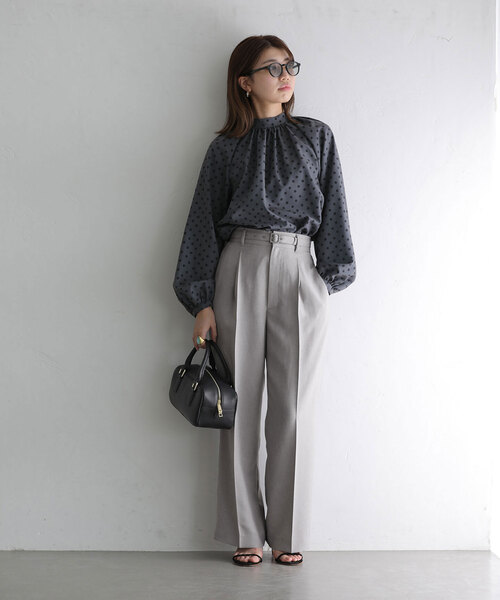 La TOTALITE（ラトータリテ）の「【MILOS/ミロス】スクエアボストンBAG（ボストンバッグ・レディース・ブラック/ベージュ・FREE）」の3枚目の写真