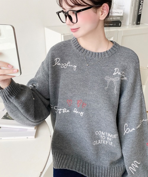 新品未使用24FW archivio キラキラロゴ入りモノトーンセーター 38号 PRADA プラダ ニット クルーネック セーター 21SS ベージュ