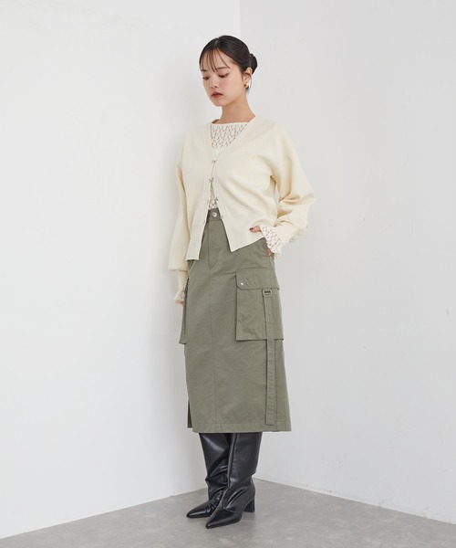 VIS（ビス）の「【アンチピリング/洗える】美smart Vネックホックデザインカーディガン（カーディガン/ボレロ・レディース・ブラック/オフホワイト/ピンク/ブルー系その他4・FREE）」の6枚目の写真