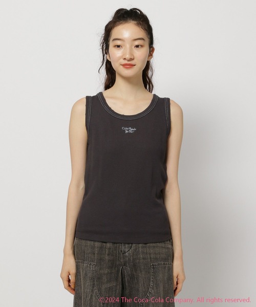 niko and...（ニコアンド）の「【Coca-Cola(コカ･コーラ)】コレクション 刺繍リブタンクトップ（タンクトップ・レディース・チャコール/ホワイト・FREE）」の7枚目の写真