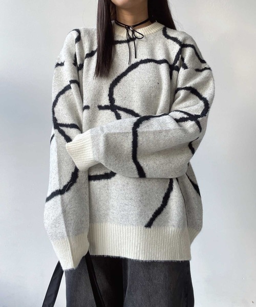 AS KNOW AS plus（アズノゥアズプラス）の「◇選んでアソートデザイン ゆるっとシャギーニットプルオーバー（ニット/セーター・レディース・グレー系/ブラウン系その他/ブラック系/ブルー系その他/アイボリー系/ブルー系その他2/ブラック系その他2・FREE）」の5枚目の写真