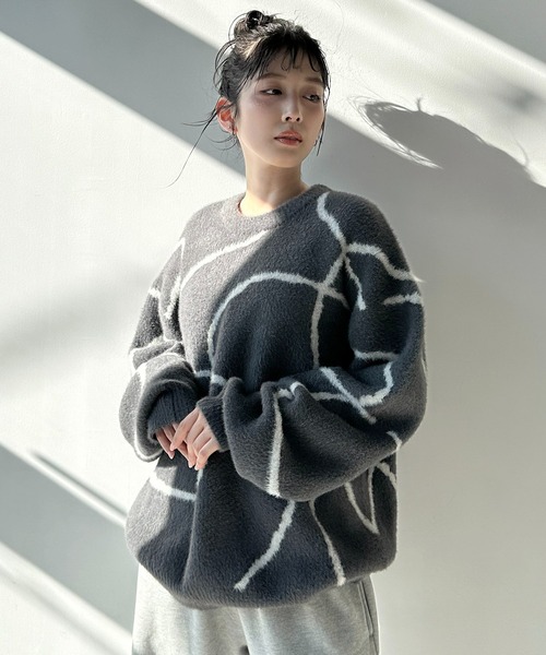 AS KNOW AS plus（アズノゥアズプラス）の「◇選んでアソートデザイン ゆるっとシャギーニットプルオーバー（ニット/セーター・レディース・グレー系/ブラウン系その他/ブラック系/ブルー系その他/アイボリー系/ブルー系その他2/ブラック系その他2・FREE）」の14枚目の写真