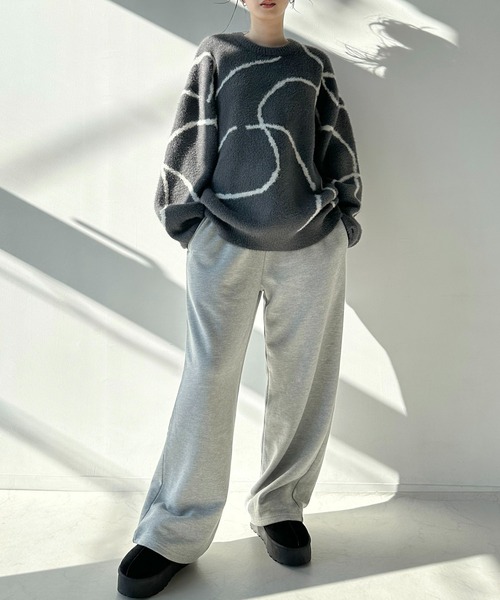 AS KNOW AS plus（アズノゥアズプラス）の「◇選んでアソートデザイン ゆるっとシャギーニットプルオーバー（ニット/セーター・レディース・グレー系/ブラウン系その他/ブラック系/ブルー系その他/アイボリー系/ブルー系その他2/ブラック系その他2・FREE）」の16枚目の写真