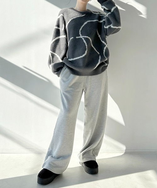 AS KNOW AS plus（アズノゥアズプラス）の「◇選んでアソートデザイン ゆるっとシャギーニットプルオーバー（ニット/セーター・レディース・グレー系/ブラウン系その他/ブラック系/ブルー系その他/アイボリー系/ブルー系その他2/ブラック系その他2・FREE）」の17枚目の写真