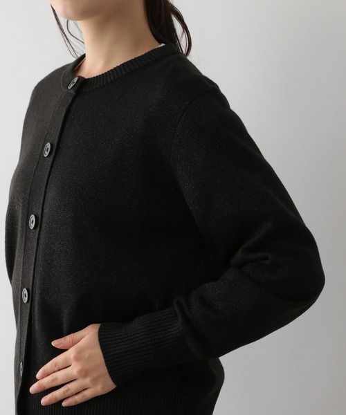 GLOBAL WORK Smile Seed Store（グローバルワーク スマイルシードストア）の「お手入れラクラククルーカーディガン/116058（カーディガン/ボレロ・レディース・ブラック系その他/ブラック×ホワイト/ブルー系その他6/ゴールド系その他・MEDIUM/X-LARGE/SMALL/LARGE）」の14枚目の写真