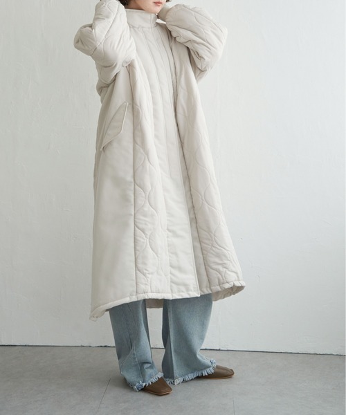 notch.（ノッチ）の「キルト切替スタンドロングコート（その他アウター