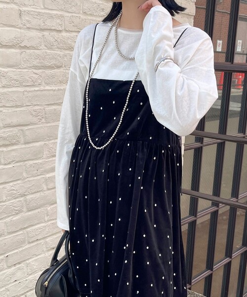 fredy emue（フレディエミュ）の「《セットアップ対応》ベロアドット刺繍キャミブラウス（キャミソール・レディース・ブラック系その他/ブルー系その他・38）」の8枚目の写真