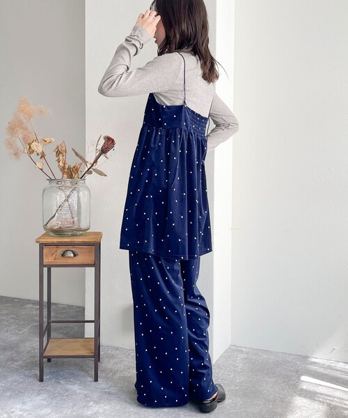 fredy emue（フレディエミュ）の「《セットアップ対応》ベロアドット刺繍キャミブラウス（キャミソール・レディース・ブラック系その他/ブルー系その他・38）」の14枚目の写真