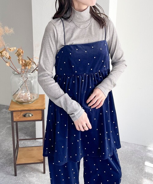 fredy emue（フレディエミュ）の「《セットアップ対応》ベロアドット刺繍キャミブラウス（キャミソール・レディース・ブラック系その他/ブルー系その他・38）」の18枚目の写真