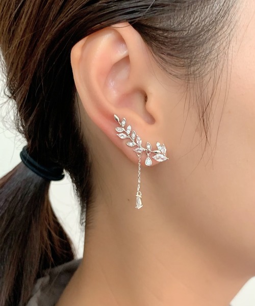 【韓国アクセ】スクエアリング ビジューピアス 2color 4020807 セール】リーフモチーフ ビジューピアス イヤーカフ風 (両耳用