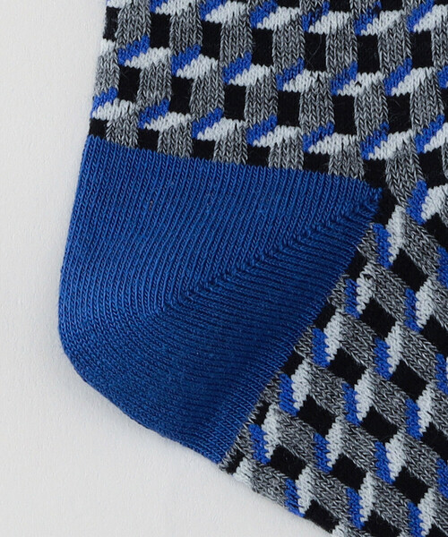 β MEN（ベータメン）の「キューブ柄 クルーソックス（ソックス/靴下・メンズ・イエロー/グリーン/ブルー・27.0cm）」の5枚目の写真