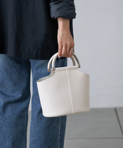 COLONY 2139（コロニートゥーワンスリーナイン）の「金具コンビハンドルバッグ（ハンドバッグ・レディース・ホワイト/ブラック/グレー・FREE）」の17枚目の写真