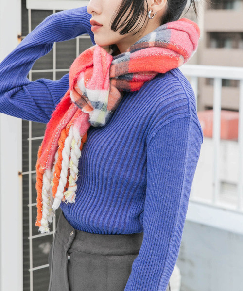 KBF(ケイビーエフ)の「ラメチェックマフラー(マフラー・レディース・レッド系その他/イエロー系その他・ONE)」の15枚目の写真