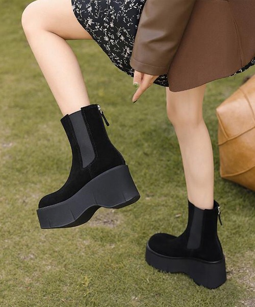 Lace Ladies(レースレディース)の「バックファスナー サイドゴア 厚底 ショート ブーツ(ブーツ・レディース・ブラック・24.5cm/24cm/23.5cm/23cm/22.5cm)」の6枚目の写真