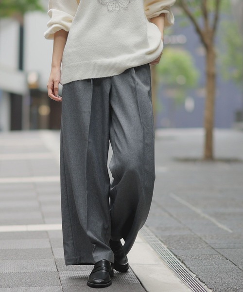 LAKOLE（ラコレ）の「裏起毛タックイージーパンツ / 248323（その他パンツ・レディース・グレー/ブラック/ブラウン/ベージュ・LARGE/MEDIUM/SMALL）」の10枚目の写真