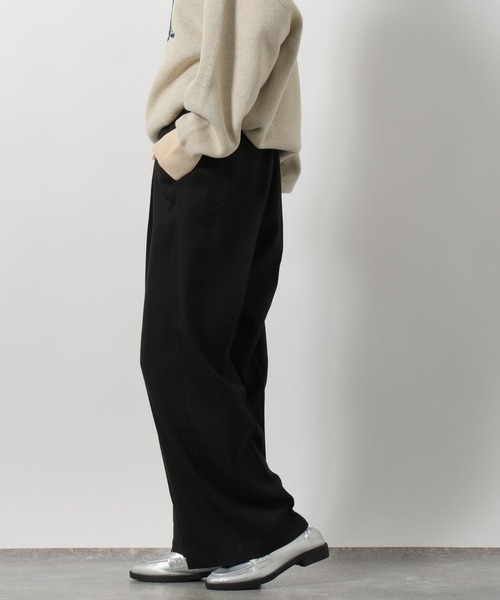 LAKOLE（ラコレ）の「裏起毛タックイージーパンツ / 248323（その他パンツ・レディース・グレー/ブラック/ブラウン/ベージュ・LARGE/MEDIUM/SMALL）」の19枚目の写真