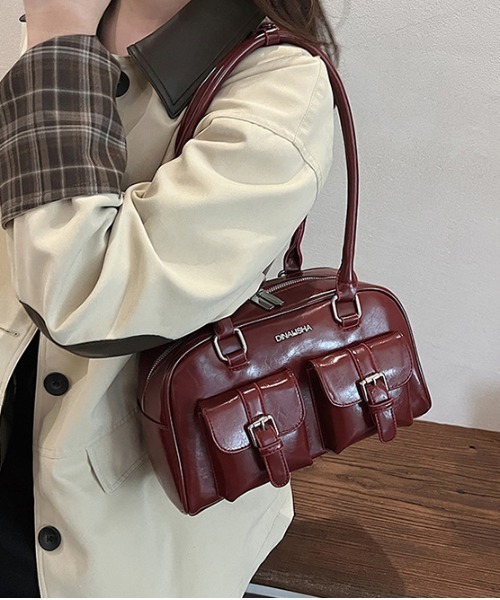 FREE STYLISTS(フリー スタイリスト)の「Y2K レトロ バックルデザインBAG / 500mlペットボトル収納可能(ショルダーバッグ・レディース・シルバー/ワイン/ブラック・FREE)」の3枚目の写真