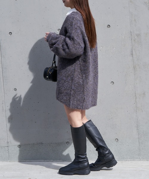 RAY CASSIN（レイカズン）の「【前後2way】Vネックシャギーニット（ニット/セーター・レディース・ライトベージュ/ブラウン/レッド・FREE）」の7枚目の写真