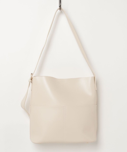 Asterellivi(アステレリビ)の「【7色展開】収納力抜群!上品なバケツショルダーバッグ(トートバッグ・レディース・ブラウン/キャメル/ダークブラウン/ワインレッド/ブラック/アイボリー/カーキ・FREE)」の18枚目の写真