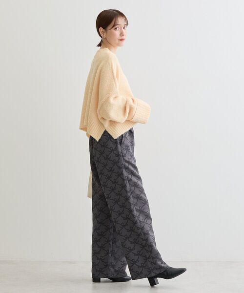 Petit fleur（プチフルール）の「・Petit Fleur ブークレワイドニット（ニット/セーター・レディース・オフホワイト/ブルー/イエロー/ライトグレー/ピンク・FREE）」の11枚目の写真