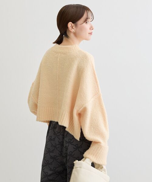 Petit fleur（プチフルール）の「・Petit Fleur ブークレワイドニット（ニット/セーター・レディース・オフホワイト/ブルー/イエロー/ライトグレー/ピンク・FREE）」の15枚目の写真