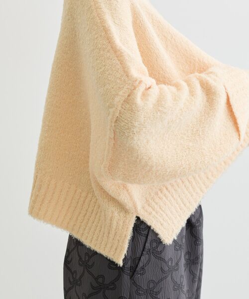 Petit fleur（プチフルール）の「・Petit Fleur ブークレワイドニット（ニット/セーター・レディース・オフホワイト/ブルー/イエロー/ライトグレー/ピンク・FREE）」の18枚目の写真