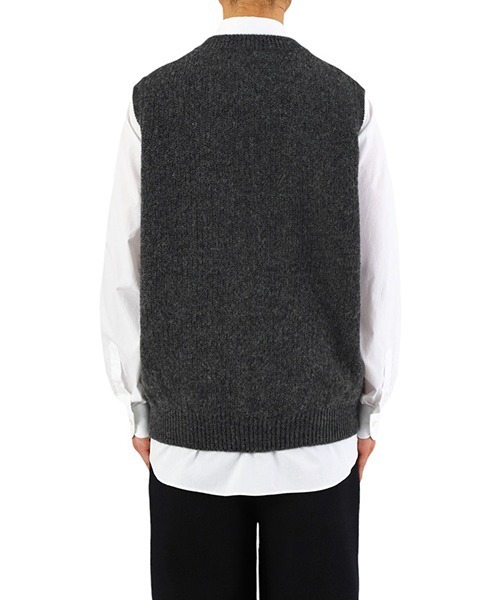 crepuscule（クレプスキュール）の「crepuscule / クレプスキュール : L-G Zip-up Vest : 2403-020[COR]（ベスト・メンズ・チャコールグレー・1/2）」の10枚目の写真