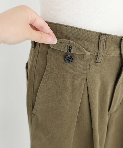 n'OrLABEL（ノアールレーベル）の「配色ステッチチノパンツ（チノパンツ・レディース・カーキ/ブラック/アイボリー・2/1）」の18枚目の写真