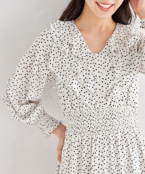 パール付きハートドットプリントフリルシャーリングワンピース（ワンピース）｜tocco closet（トッコ クローゼット）