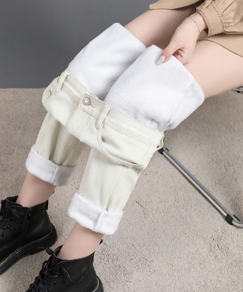 2ly2(トゥーリートゥー)の「ハイウエスト裏起毛ストレートスリムジーンズ(デニムパンツ・レディース・アイボリー/ブラック/ライトブルー/ブルー・FREE)」の7枚目の写真