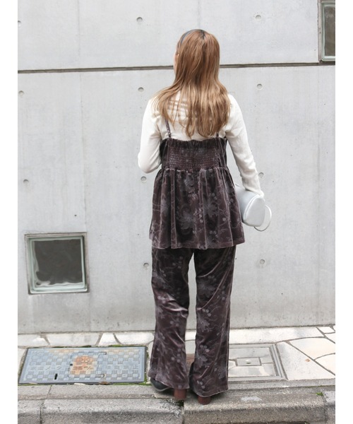 Ungrid(アングリッド)の「ベロア刺繍ラフパンツ(その他パンツ・レディース・アイボリー/チャコールグレー/ピンク・FREE)」の16枚目の写真