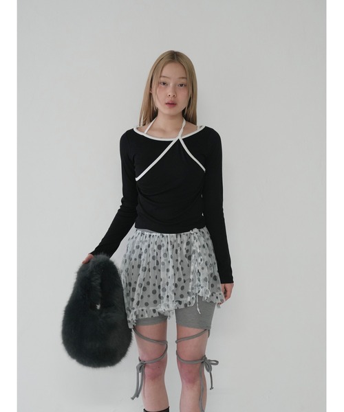 Uenui(ウニュイ)の「【 cunii 】配色 バイカラー レイヤード ロングスリーブTシャツ(Tシャツ/カットソー・レディース・ネイビー/グレー/アイボリー/ブラック・FREE)」の11枚目の写真
