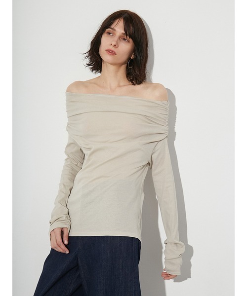 雑誌掲載styling オフショルダーカットトップス人気ダークグレータグ付未使用 雑誌掲載styling オフショルダーカットトップス人気ダークグレー