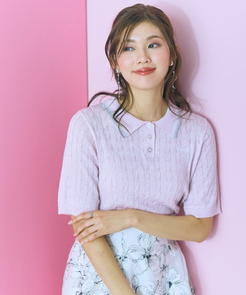 marun（マルン）の「＜大きいサイズ＞リボン刺しゅうポロニットmarun（ニット/セーター・レディース・ピンク/オフホワイト・5L/4L/3L/LL/L）」の7枚目の写真