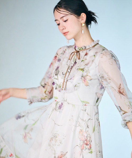 Audie a Muses(オーディアミューズ)の「パールアシンメトリーピアス(ピアス(両耳用)・レディース・ゴールド・FREE)」の8枚目の写真